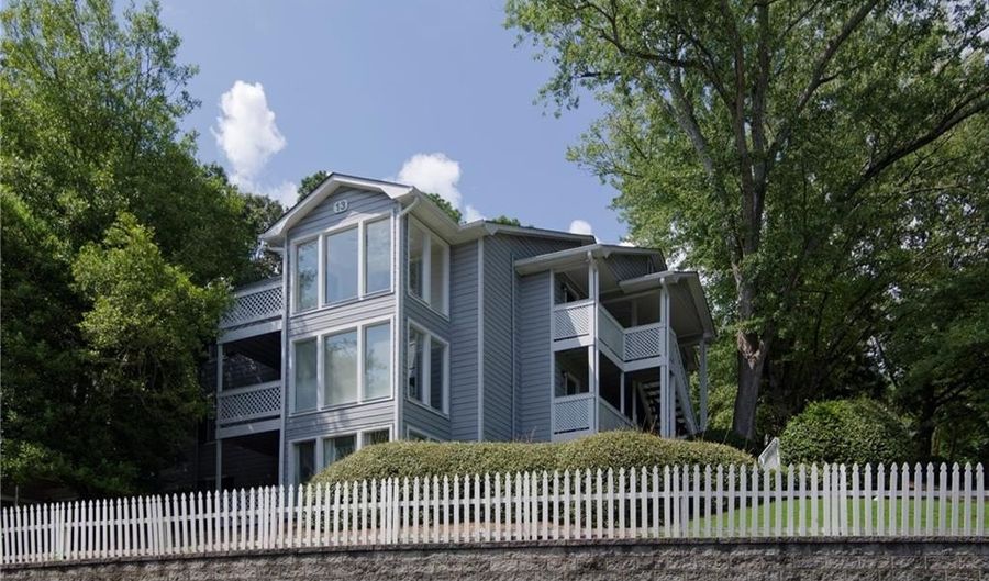 1304 Natchez Trce, Atlanta, GA 30350 - 2 Beds, 1 Bath