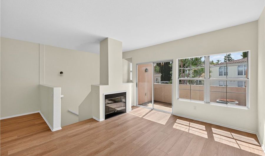 1040 S San Marino, Anaheim, CA 92808 - 2 Beds, 2 Bath