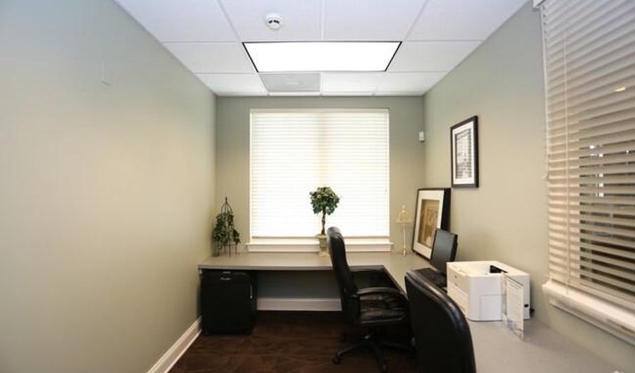 706 COUNTRY VILLAGE Dr 1B, Bel Air, MD 21014 - 1 Beds, 1 Bath