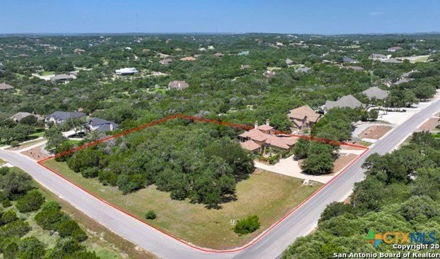 464 Paradise Hls, New Braunfels, TX 78132 - 4 Beds, 4 Bath