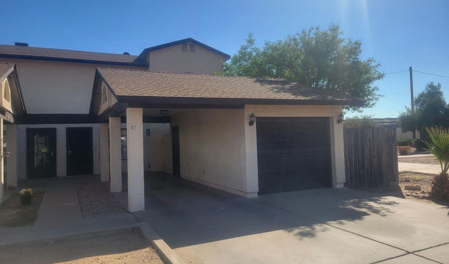 527 N 4TH St B, Avondale, AZ 85323 - 3 Beds, 3 Bath