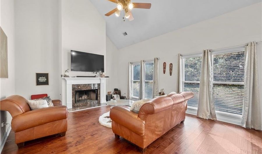 3010 Lakeside Ct, Alpharetta, GA 30005 - 5 Beds, 3 Bath