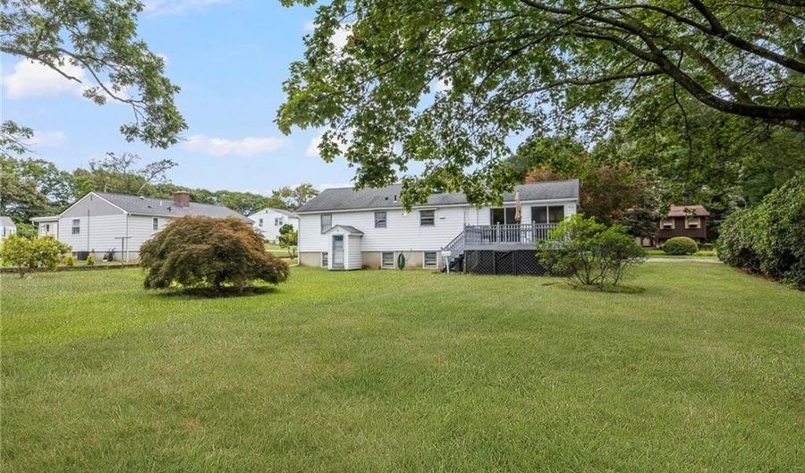17 Jennie St, Cranston, RI 02920 - 2 Beds, 1 Bath