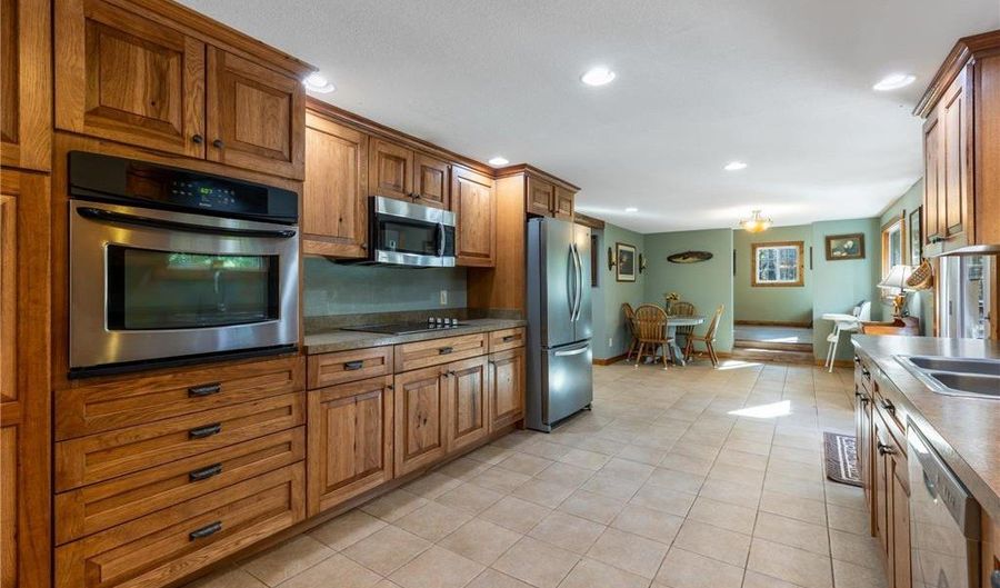 31906 230th St, Aitkin, MN 56431 - 4 Beds, 3 Bath