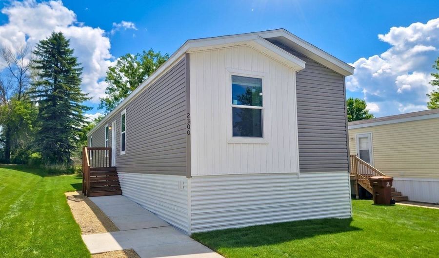 2403 CLayton Ave 38, Albert Lea, MN 56007 - 3 Beds, 2 Bath
