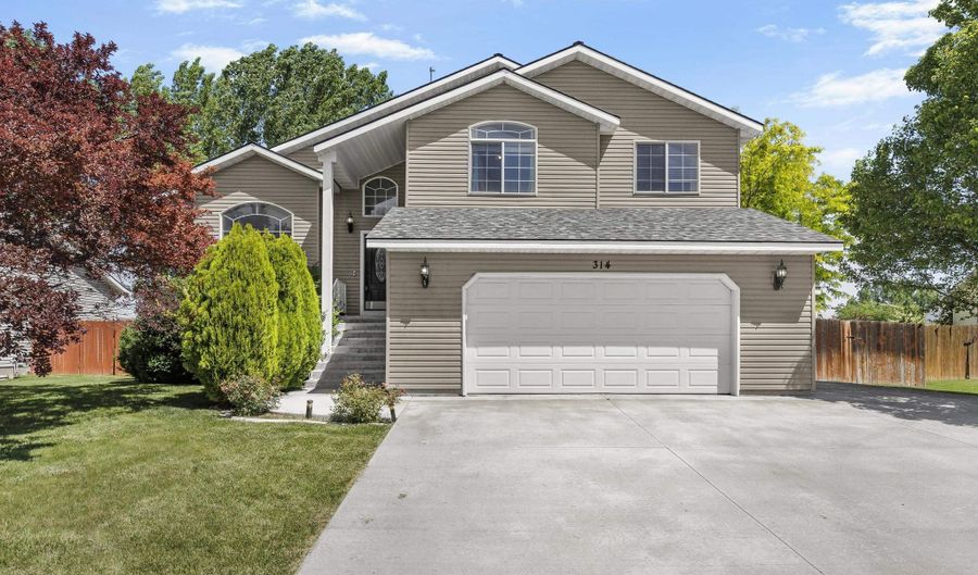 314 Jacob, Chubbuck, ID 83202 - 5 Beds, 3 Bath