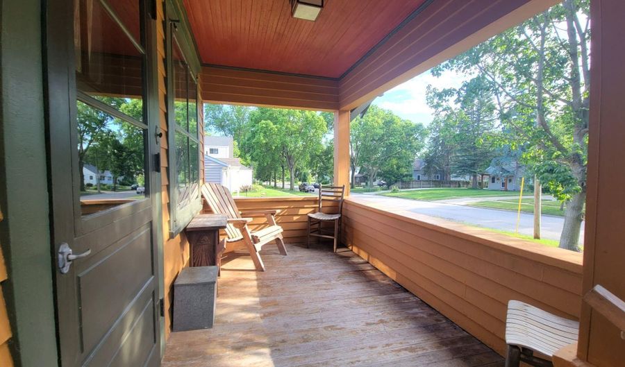 1532 Kellogg Ave, Ames, IA 50010 - 3 Beds, 2 Bath