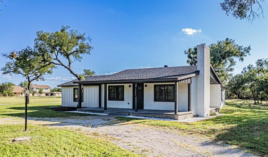 1250 Wallis Rd, Aledo, TX 76008 - 4 Beds, 4 Bath