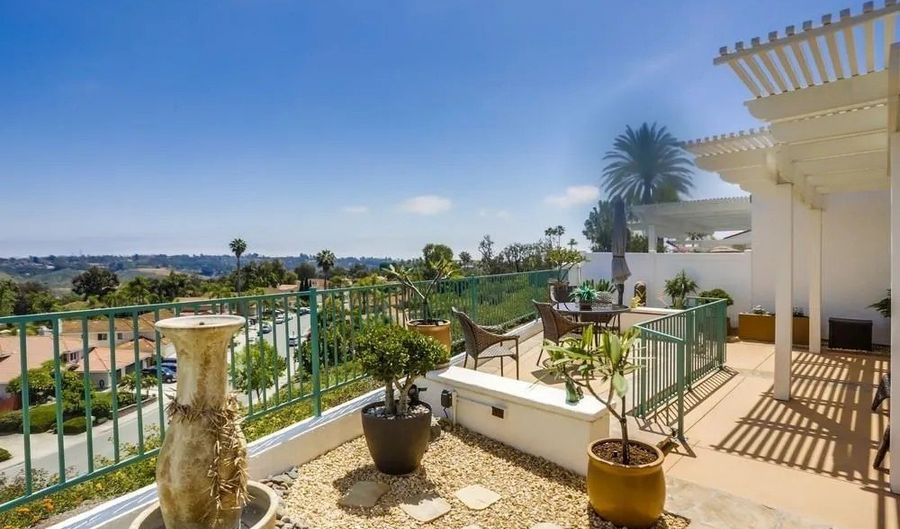 3367 Malta Way, Oceanside, CA 92056 - 2 Beds, 2 Bath