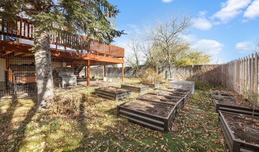 5015 Antelope Dr, Bar Nunn, WY 82601 - 3 Beds, 2 Bath