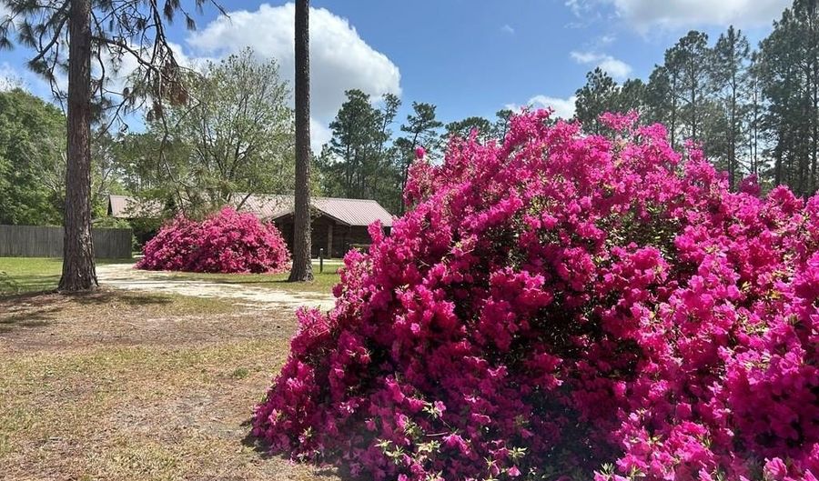 1348 S US HWY 1, Alma, GA 31510 - 2 Beds, 2 Bath