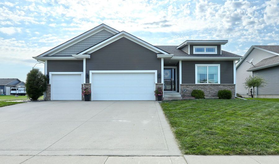 1202 NW Orchard Dr, Ankeny, IA 50023 - 4 Beds, 3 Bath