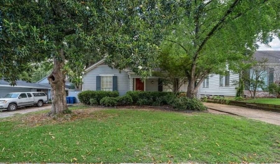 617 Dudley Dr, Shreveport, LA 71104 - 3 Beds, 2 Bath