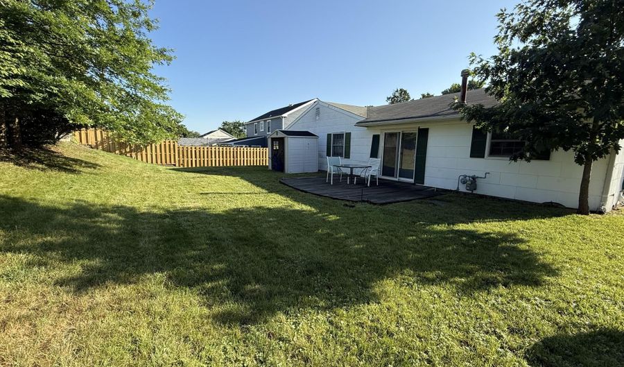 19 Courtland Ln, Aberdeen, NJ 07747 - 3 Beds, 2 Bath