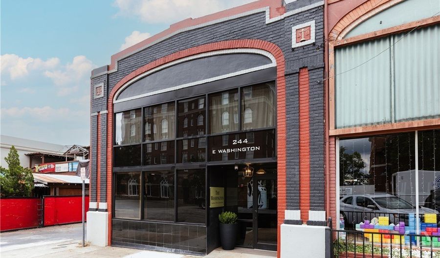 244 E Washington 250, Athens, GA 30601 - 2 Beds, 2 Bath