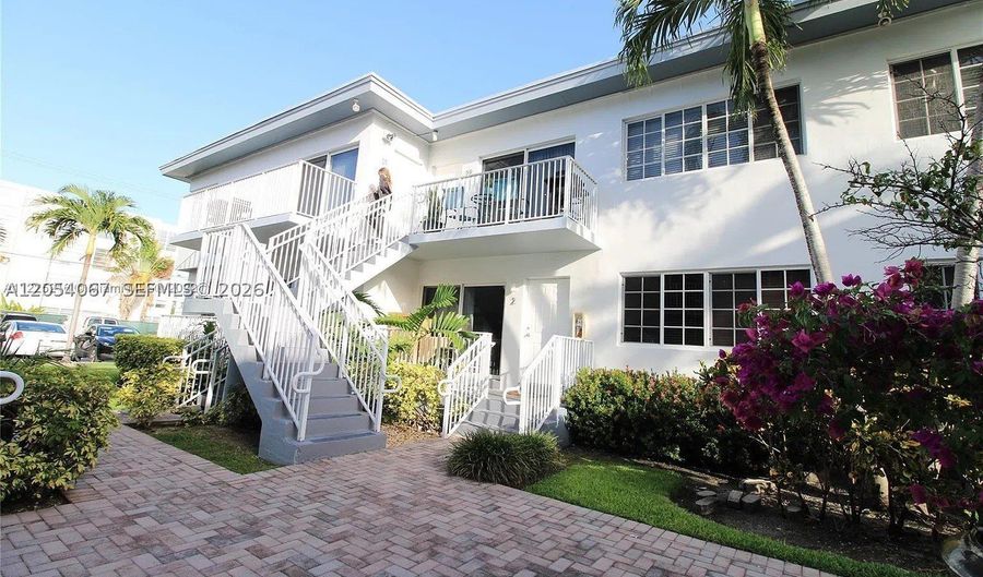 9260 Bay Harbor Ter 22, Bay Harbor Islands, FL 33154 - 2 Beds, 2 Bath