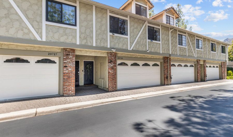 29725 Windsong Ln, Agoura Hills, CA 91301 - 3 Beds, 3 Bath