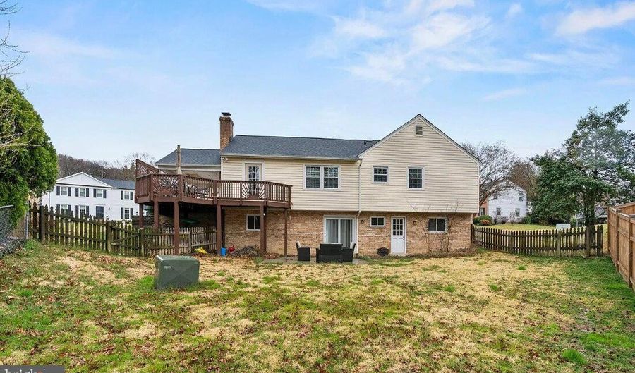 7005 STONE MILL Pl, Alexandria, VA 22306 - 4 Beds, 3 Bath