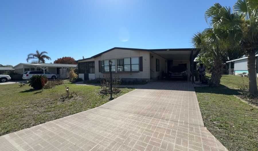 915 Hemlock St, Barefoot Bay, FL 32976 - 2 Beds, 2 Bath