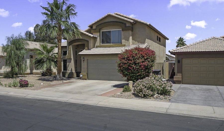5976 W KESLER Ln, Chandler, AZ 85226 - 4 Beds, 3 Bath