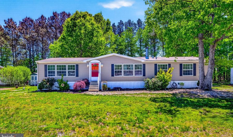 11634 HONEYBEE Ln, Laurel, DE 19956 - 3 Beds, 2 Bath