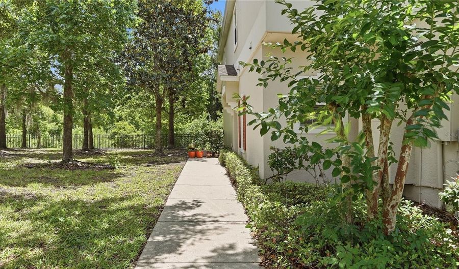 1939 SUNSET PALM Dr, Apopka, FL 32712 - 3 Beds, 3 Bath