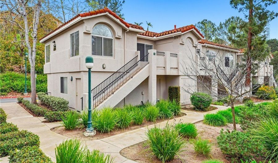 101 Whippoorwill, Aliso Viejo, CA 92656 - 1 Beds, 1 Bath