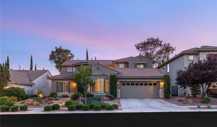 3535 COVENTRY GARDENS Dr, Las Vegas, NV 89135 - 5 Beds, 3 Bath