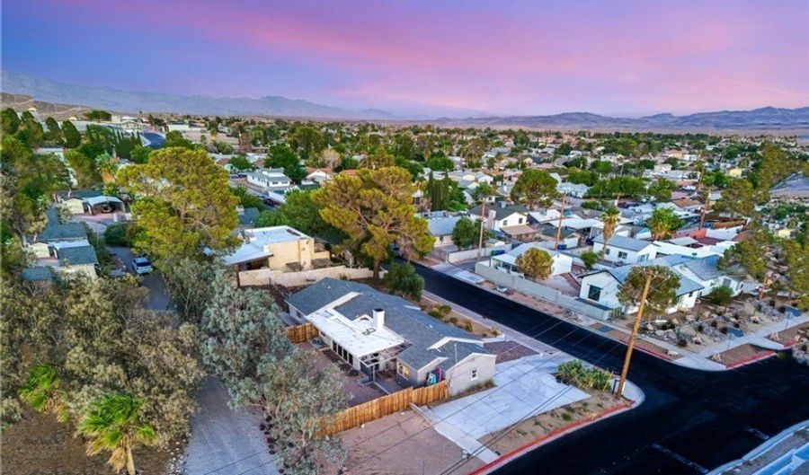 650 Arizona St, Boulder City, NV 89005 - 3 Beds, 2 Bath