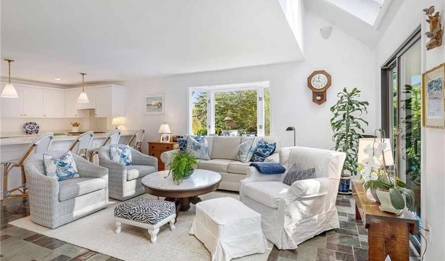 140 Connection St, Newport, RI 02840 - 5 Beds, 4 Bath