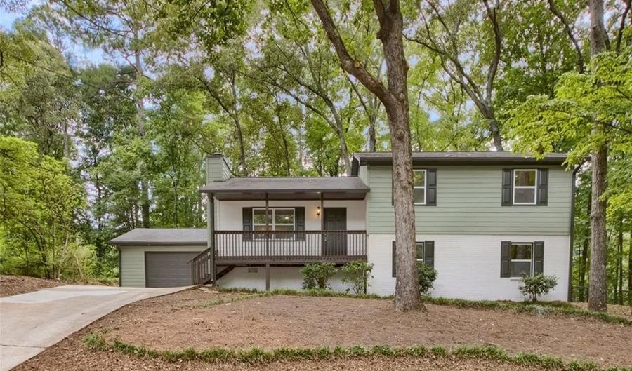 3288 TARRAGON Dr, Decatur, GA 30034 - 4 Beds, 3 Bath