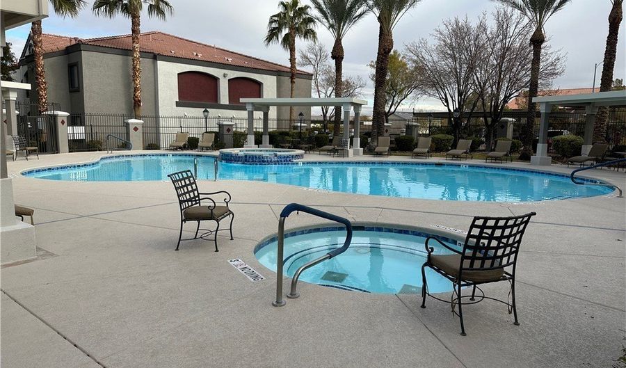 950 Seven Hills Dr Dr 1912, Henderson, NV 89052 - 2 Beds, 2 Bath