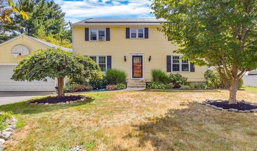 3 Russell Rd, Acton, MA 01720 - 5 Beds, 3 Bath