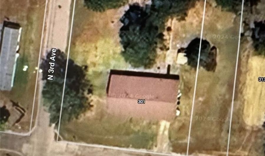 301 Pecan St, Teague, TX 75860 - 2 Beds, 2 Bath
