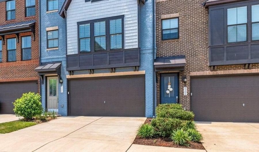 8106 ZOE Pl, Alexandria, VA 22306 - 4 Beds, 4 Bath