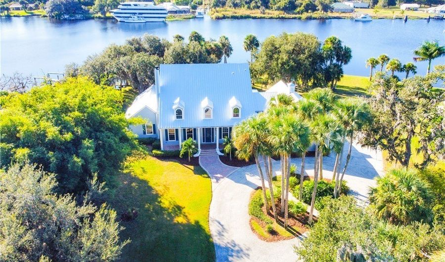 16470 Oakview Cir, Alva, FL 33920 - 5 Beds, 5 Bath