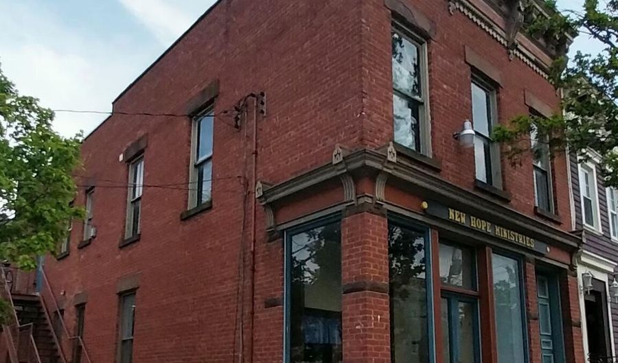 148 Dove St, Albany, NY 12202 - 2 Beds, 3 Bath