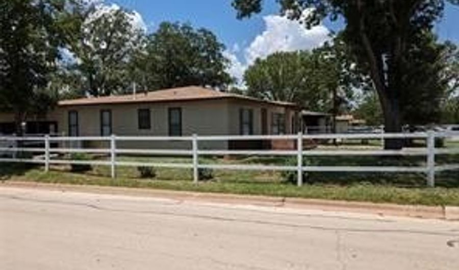 1142 S Bowie Dr, Abilene, TX 79605 - 4 Beds, 3 Bath