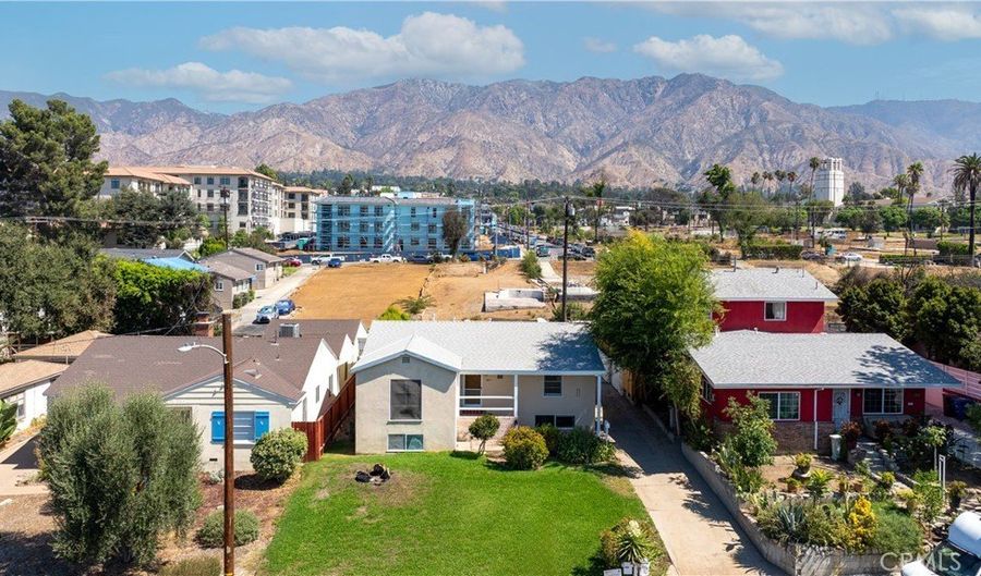 803 Morada Pl, Altadena, CA 91001 - 4 Beds, 2 Bath