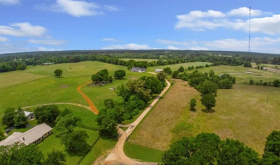 294 County Road 2717, Alto, TX 75925 - 4 Beds, 4 Bath