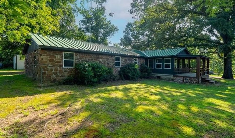 410205 E 1910 Rd, Antlers, OK 74523 - 5 Beds, 2 Bath