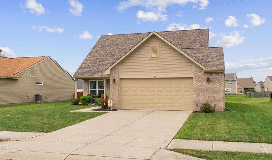 4624 Deacon Ln, Indianapolis, IN 46237 - 3 Beds, 3 Bath