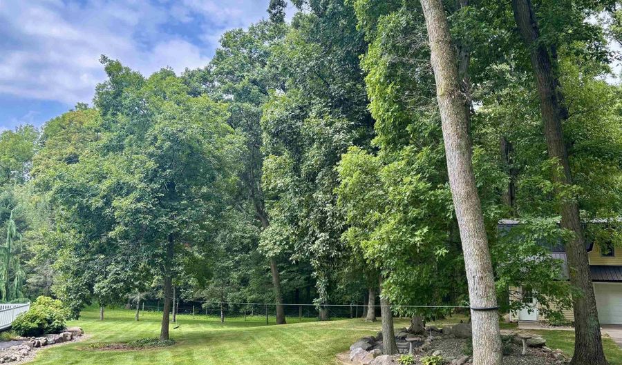 180 W 300 N, Angola, IN 46703 - 4 Beds, 3 Bath