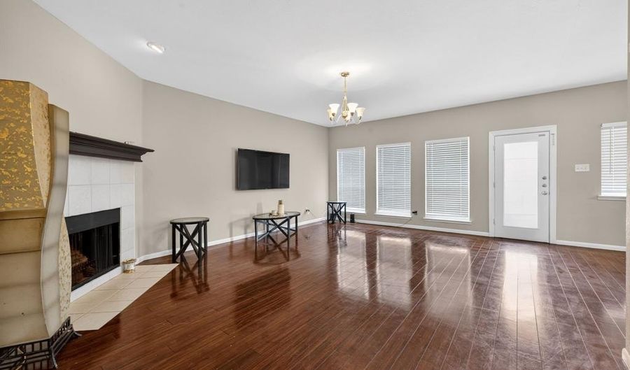 1326 Ballantrae Dr, Allen, TX 75013 - 5 Beds, 3 Bath