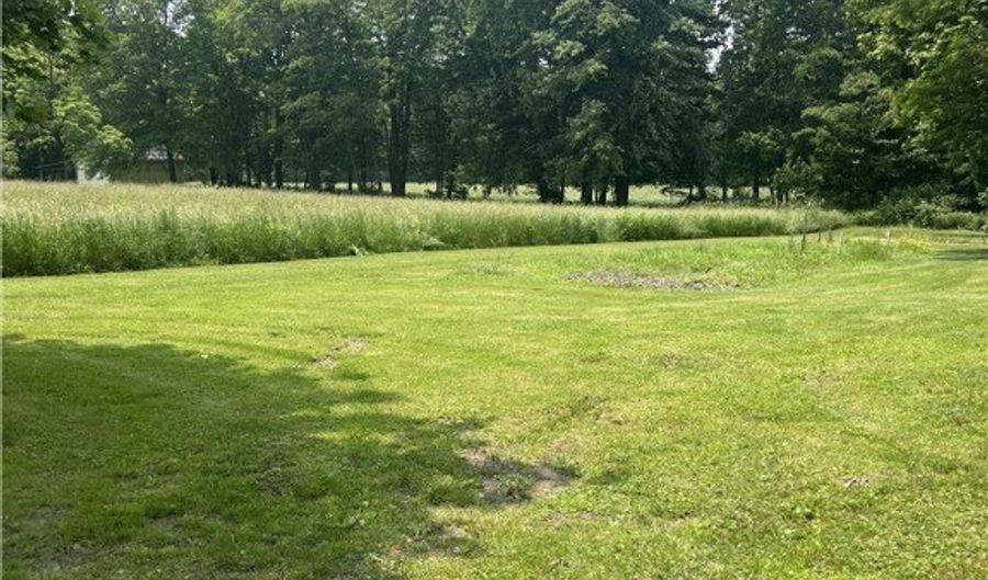 2547 Industry Rd, Atwater, OH 44201 - 3 Beds, 3 Bath
