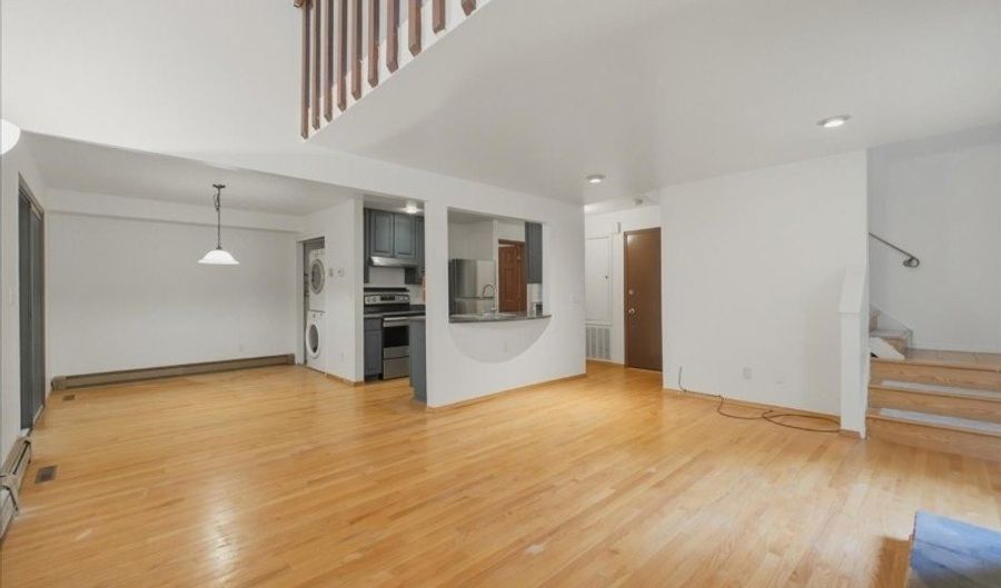 17 Village Way 6, Alloway, NJ 07462 - 3 Beds, 3 Bath