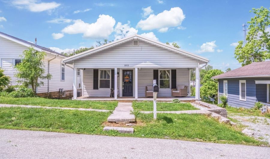 1015 Q St, Bedford, IN 47421 - 2 Beds, 1 Bath