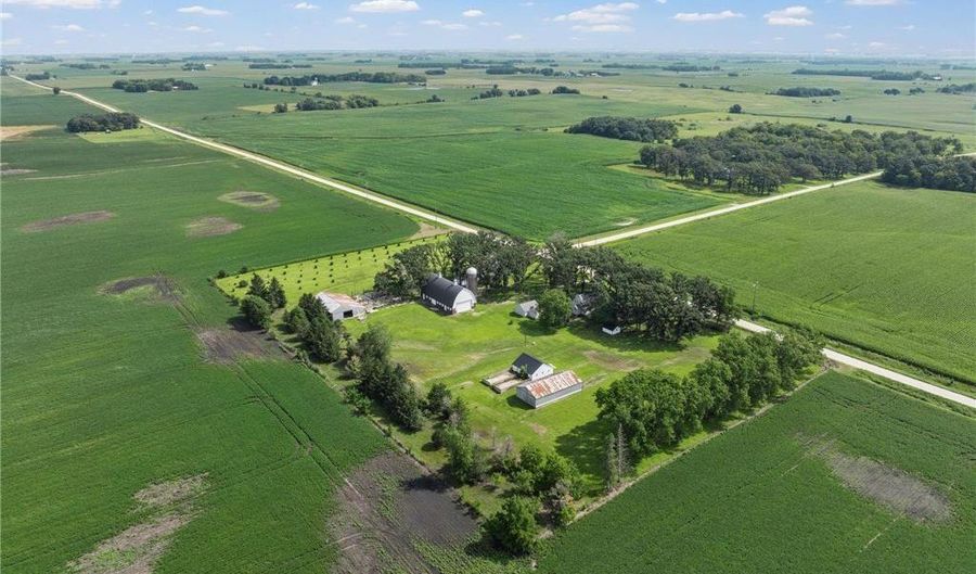 24975 Mower Freeborn Rd, Austin, MN 55912 - 3 Beds, 1 Bath