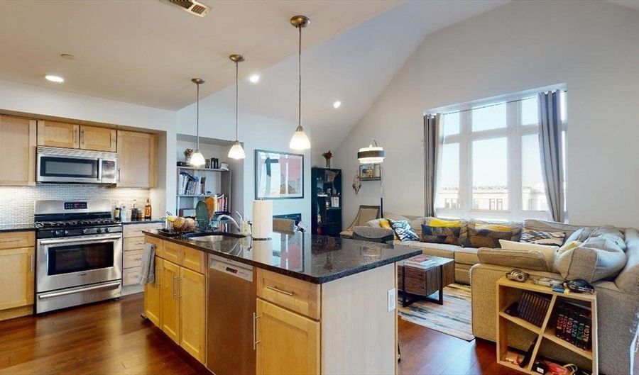 1501 Commonwealth Ave PH1, Boston, MA 02135 - 2 Beds, 2 Bath