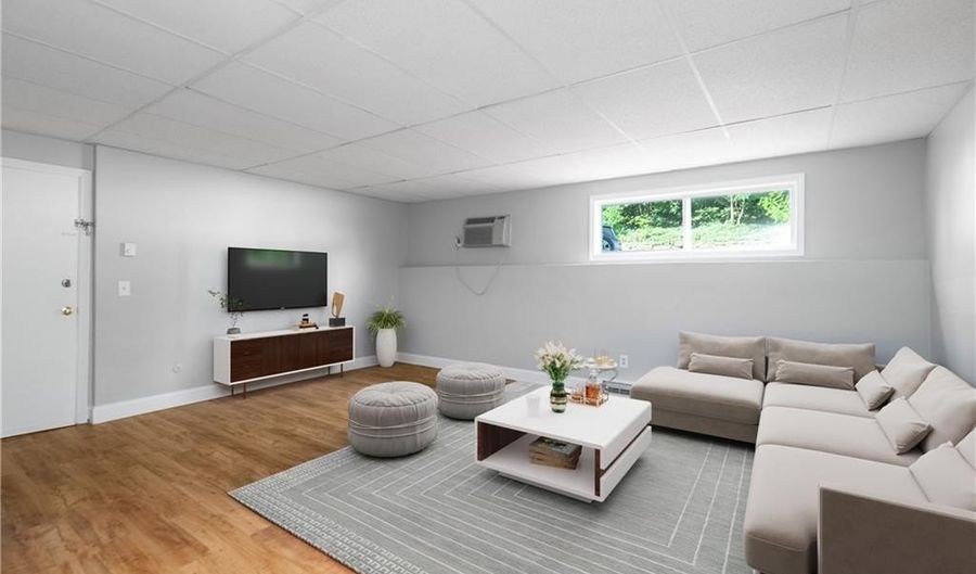 300 Smithfield Rd P2-2, North Providence, RI 02904 - 2 Beds, 1 Bath